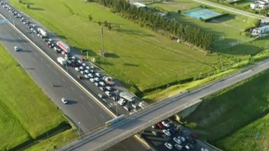 Operativo de seguridad especial en rutas a la Costa: 2.600 autos por hora