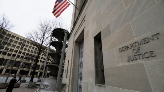 California declaró ilegal quitarse el preservativo sin consentimiento durante un acto sexual