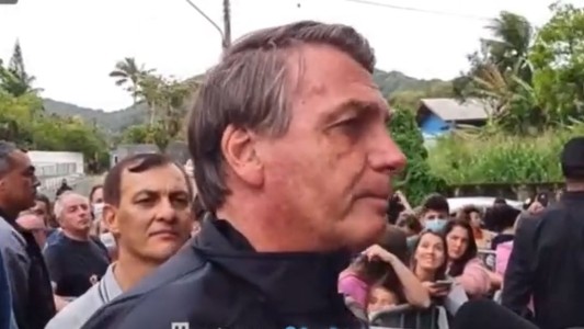 No dejaron entrar a Bolsonaro a un estadio de fútbol por no estar vacunado