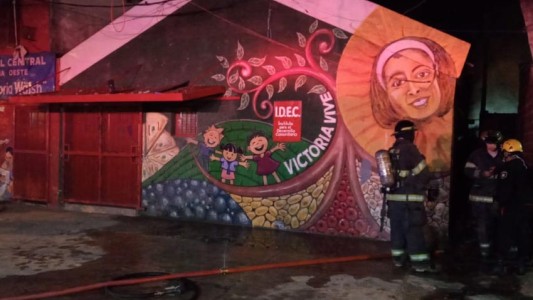 Trágico incendio en Rosario: murieron cuatro personas, dos de ellas menores de edad