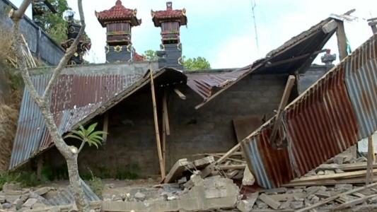 Al menos tres muertos tras un terremoto en la isla indonesia de Bali
