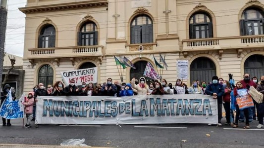 La Matanza: 45% de aumento salarial a municipales y un bono de $ 10.000