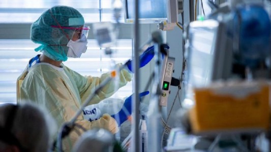 Santiago de Chile y comunas cercanas retroceden de fase por avance del coronavirus