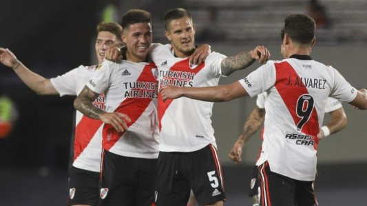 River goleó a Argentinos y está cada vez más cerca del campeonato