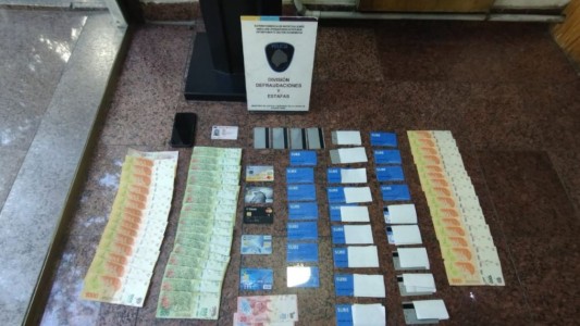 Detuvieron a un hombre acusado de realizar estafas con tarjetas de débito apócrifas