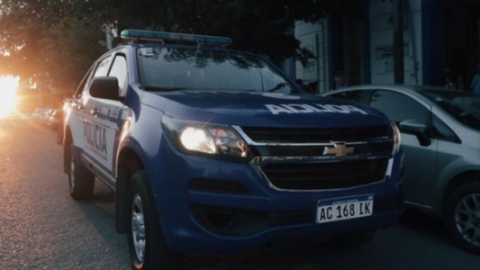 Informó el hallazgo de un cuerpo sin vida: terminó detenida por sospecha del crimen de su pareja