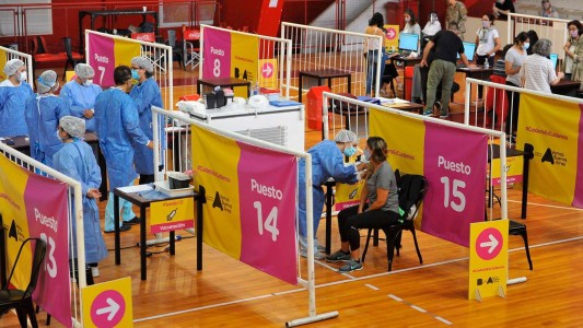 La Ciudad comenzará este martes a aplicar la tercera dosis a los mayores de 50 años vacunados con Sinopharm