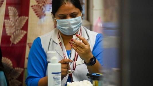 La OMS aprobó el uso de emergencia de la vacuna Covaxin contra el coronavirus