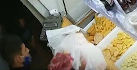 Video: Robaron $40.000 de una carnicería y también se llevaron la carne