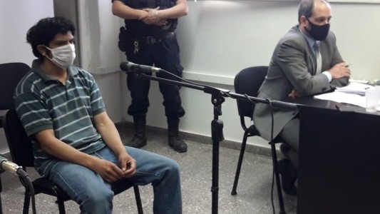 Preventiva para el hombre que asesinó de 20 puñaladas a su mamá porque "tenía bajo brujerías" a él y a su hermano