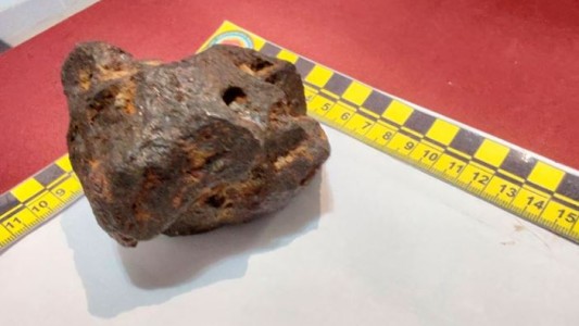 Quiso salir del país con un meteorito para venderlo ilegalmente por u$s 262 mil