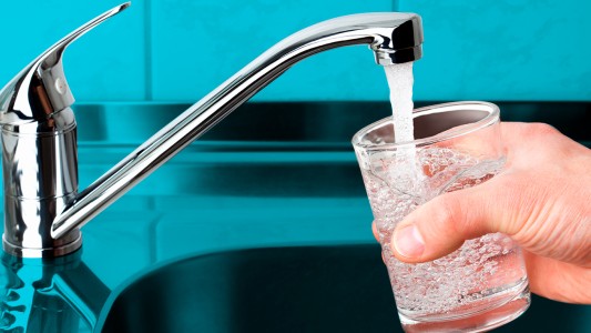 Agua potable: Inversores empiezan a comprar el "nuevo crudo"