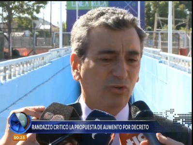 Randazzo criticó los aumentos por decreto que pide la UIA