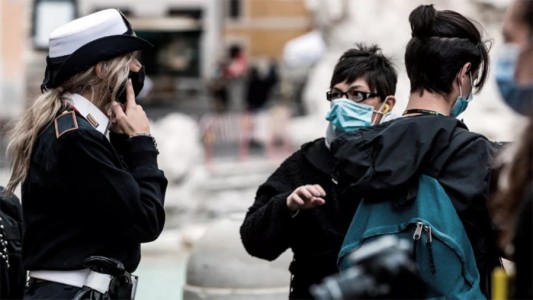 Los casos siguen en aumento en Alemania y el futuro Gobierno prepara restricciones a los no vacunados