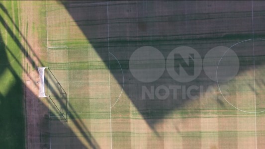 Se quemó el césped del campo de juego del estadio Kempes