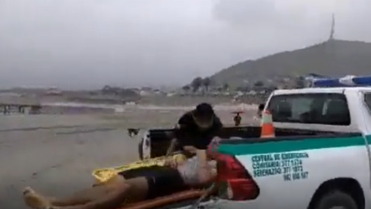 Rescatistas dejaron caer a una víctima durante un simulacro: Los Simpson también lo predijeron