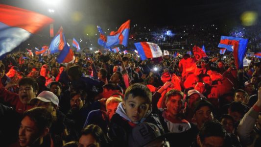 Tigre consiguió el doble de entradas para la final y sus hinchas hacen vigilia en el estadio