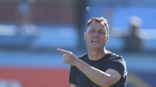 Israel Damonte renunció como entrenador de Arsenal