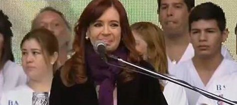 Cristina: "Quienes nos difamaron tenían el choripán de los $ 20 millones"