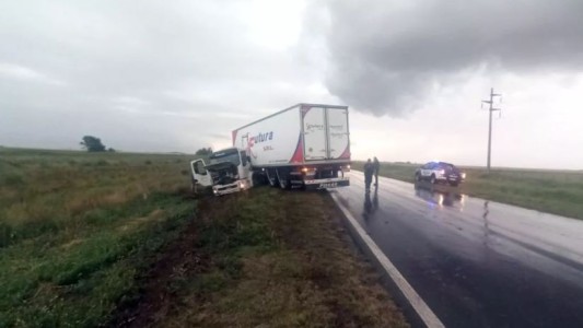 Espectacular despiste de un camión en una ruta de Córdoba