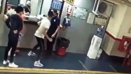 Fiscal pidió la detención del adolescente que noqueó al playero del garaje