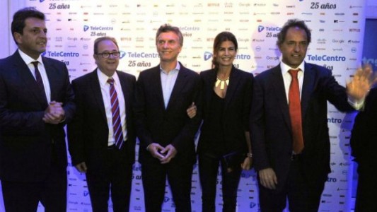 Macri, Scioli y Massa, juntos en un evento empresarial