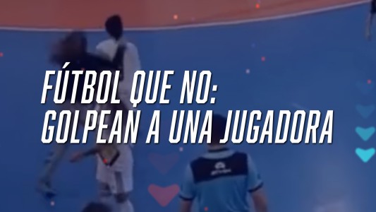 La brutal agresión de una hincha a una jugadora de futsal - #FlashChat