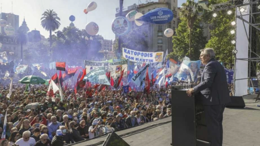 El Gobierno analiza hacer un nuevo acto en la calle el 10 de diciembre