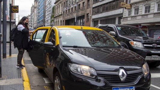 Subió la tarifa de taxis y en enero aumentarán los peajes, el estacionamiento y la VTV