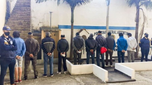 Detuvieron a 12 personas acusadas de distribuir pornografía infantil