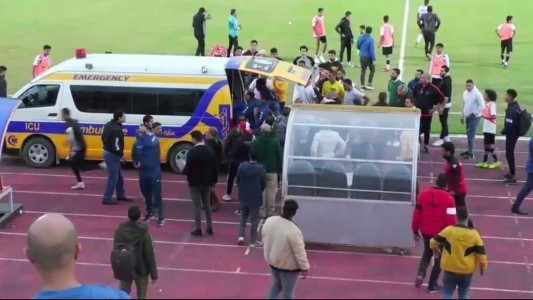 Un DT de Egipto falleció tras celebrar un gol de último minuto