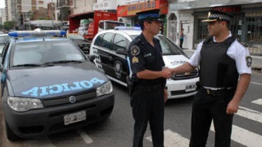 Bullrich confirmó que "en enero" pasarán unos 21 mil efectivos de la Policía Federal a la Ciudad