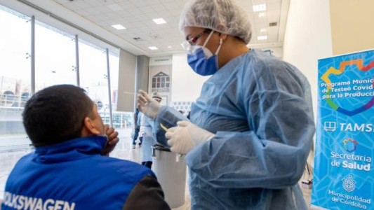 Confirman casos de la variante Ómicron en Córdoba y se estudia un caso en Santa Fe