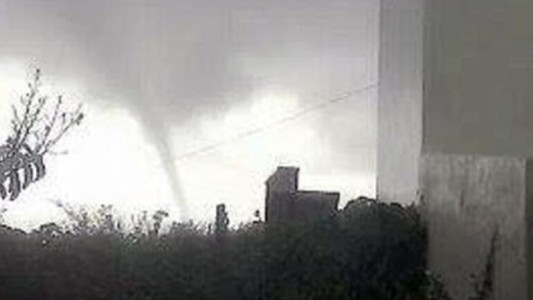 Pánico en Santa Fe por un fuerte tornado