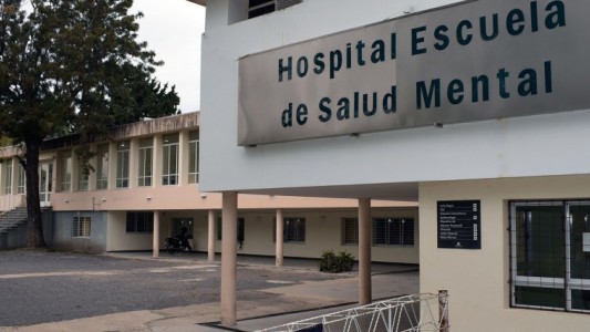 Intiman a un empleado público a que devuelva más de $1,2 millones que cobró sin ir a trabajar