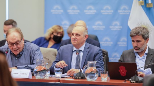 El oficialismo obtuvo dictamen de mayoría sobre el proyecto de Presupuesto 2022