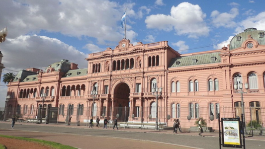 El Gobierno decretó asueto el 24 y 31 de diciembre para trabajadores públicos