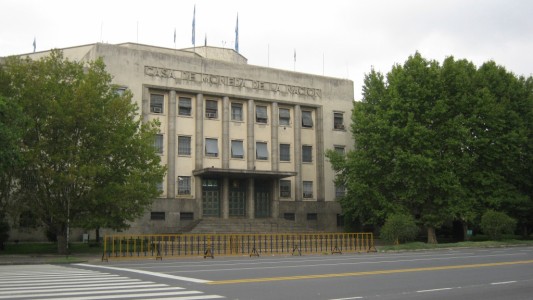 La Casa de Moneda, en rojo: tiene una deuda de $1300 milllones