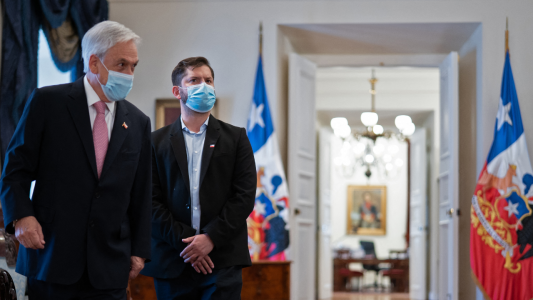 El periodista Daniel Matamala analiza el día después del triunfo de Boric: "Hay expectativas de cambios pero es difícil que los pueda llevar a cabo"