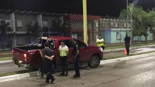 Disfrazados de policías y a los tiros, intentaron robar una camioneta en Corrientes