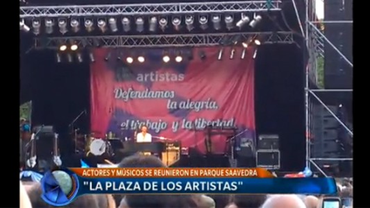 Actores y ex funcionarios participaron de la Plaza de los Artistas