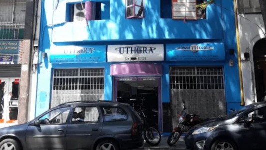 Balearon el frente de la sede del sindicato de trabajadores hoteleros y gastronómicos de Rosario