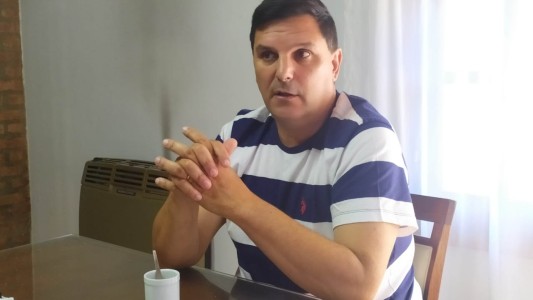 Un intendente encontró un micrófono en su oficina