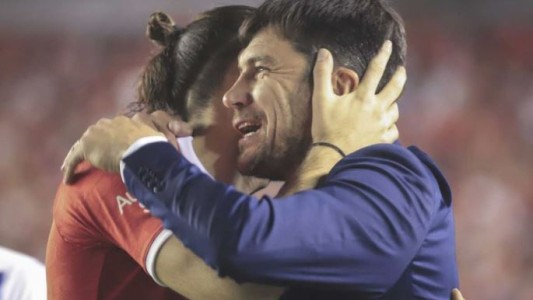 Alexander Medina fue anunciado como nuevo entrenador de Inter de Porto Alegre