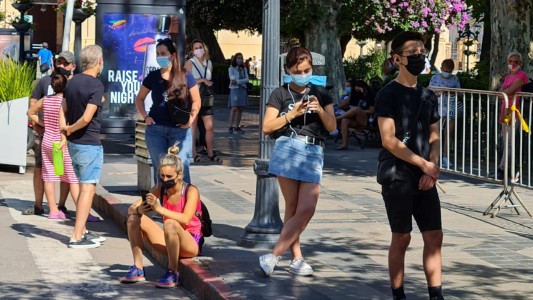 Córdoba redujo los días de aislamiento para los positivos y sus contactos estrechos