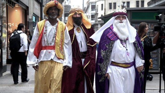 Los Reyes Magos recolectarán regalos en bares porteños para niños alojados en el hospital Elizalde