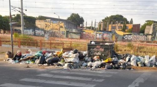 Por un conflicto laboral, en Berazategui no hay recolección de residuos