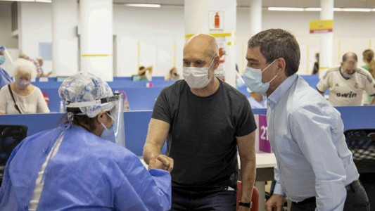 Reportan "baja mínima" en la velocidad de crecimiento de casos de covid en CABA