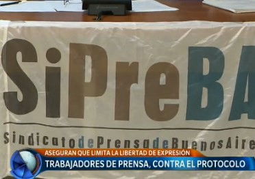 Trabajadores de prensa, contra el protocolo
