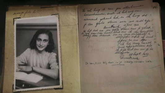 El delator del paradero de Ana Frank habría sido un abogado que quiso salvar a su familia